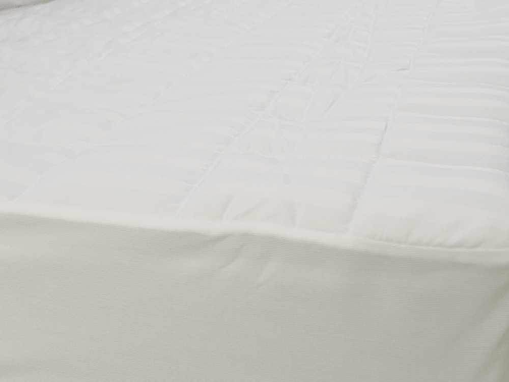 Satin gestreifte Matratzenschutz